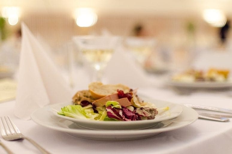 Wedding Food Offerings: Mistakes to Avoid When Selecting a Menu