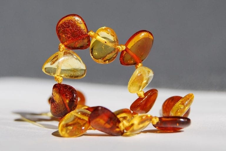 Baltic Amber: Versatile Pain Relief for the Whole Family