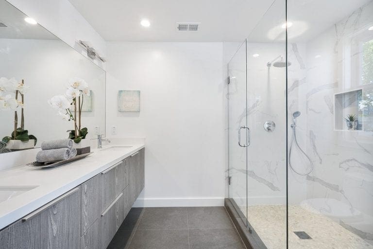 4 Design Tips for a Better Bathroom