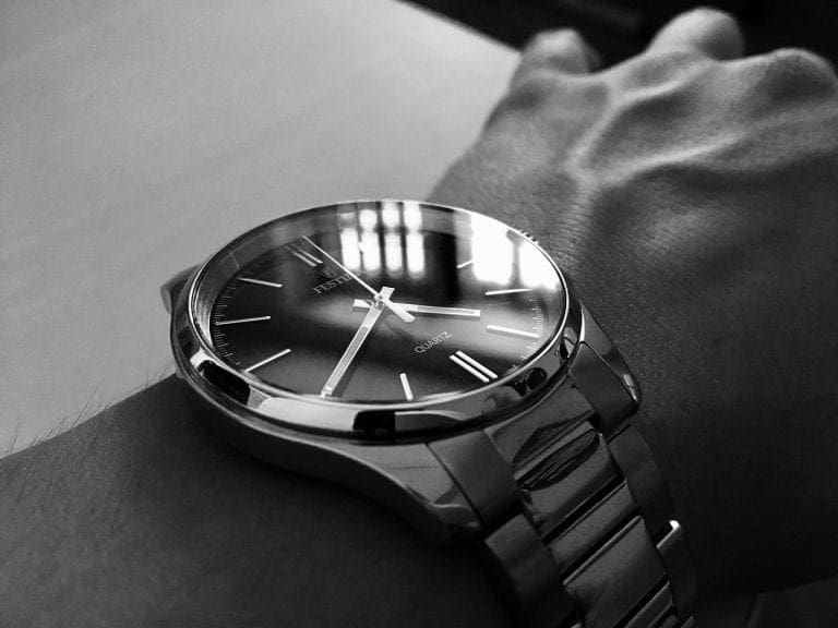 Why Every Man Needs to Start Wearing a Wrist Watch Again