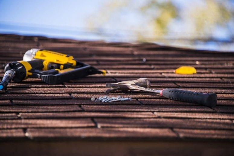 5 Reasons You Shouldn’t DIY a Roof Repair