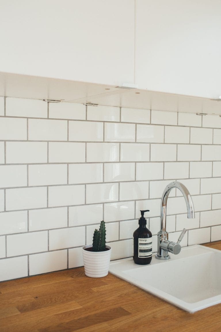 How to select the Right Backsplash for Your Kitchen