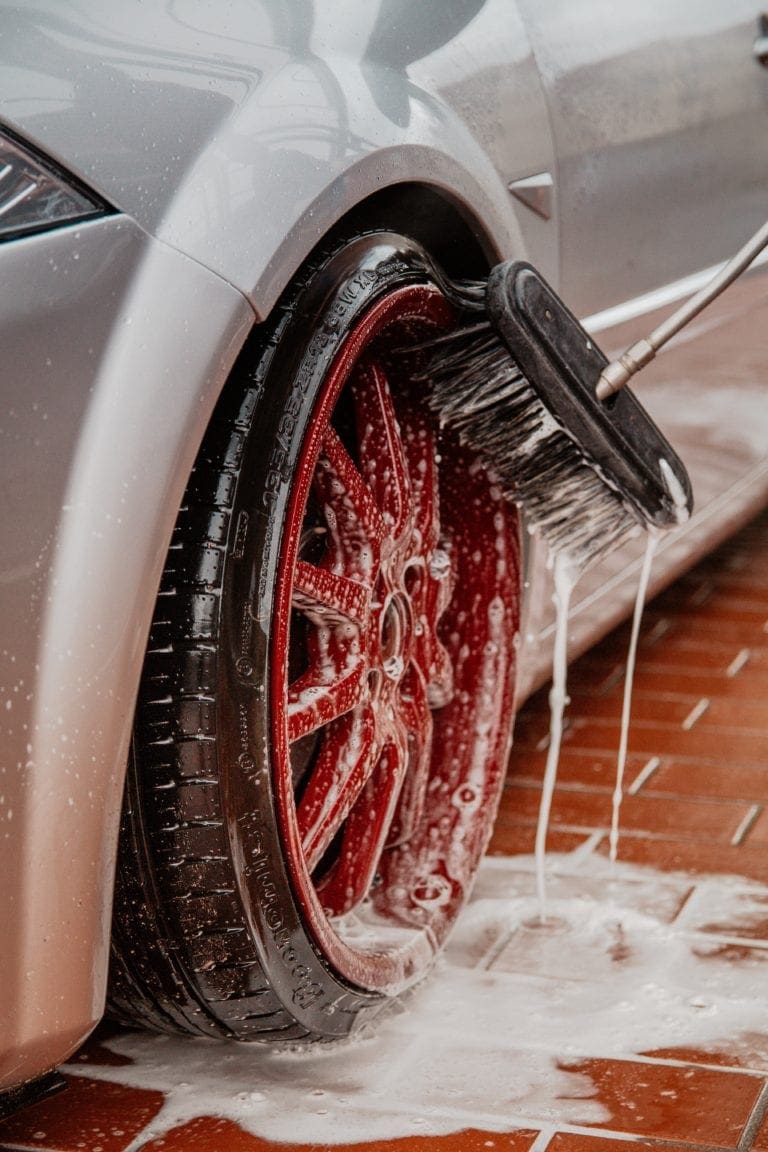 A Step-By-Step Guide to Actually Cleaning Your Car Properly