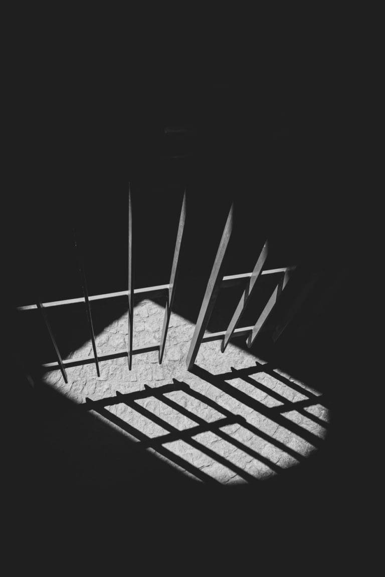 4 Tips for Finding a Bail Bond Company