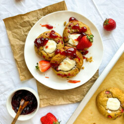 Strawberry Cheesecake Cookies