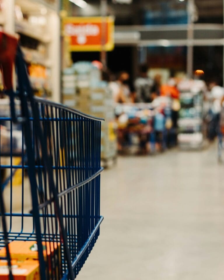 Efficiency Unleashed: How Technology Platform Transforms Grocery Business Operations