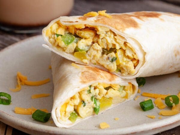 10-Minute Breakfast Burrito Recipe 